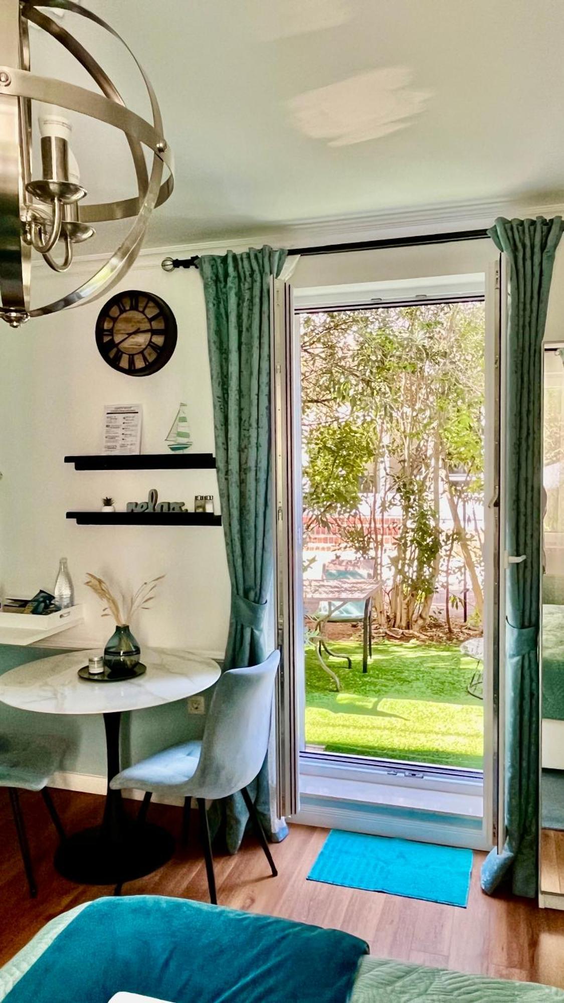 Marcel Center Apartment *