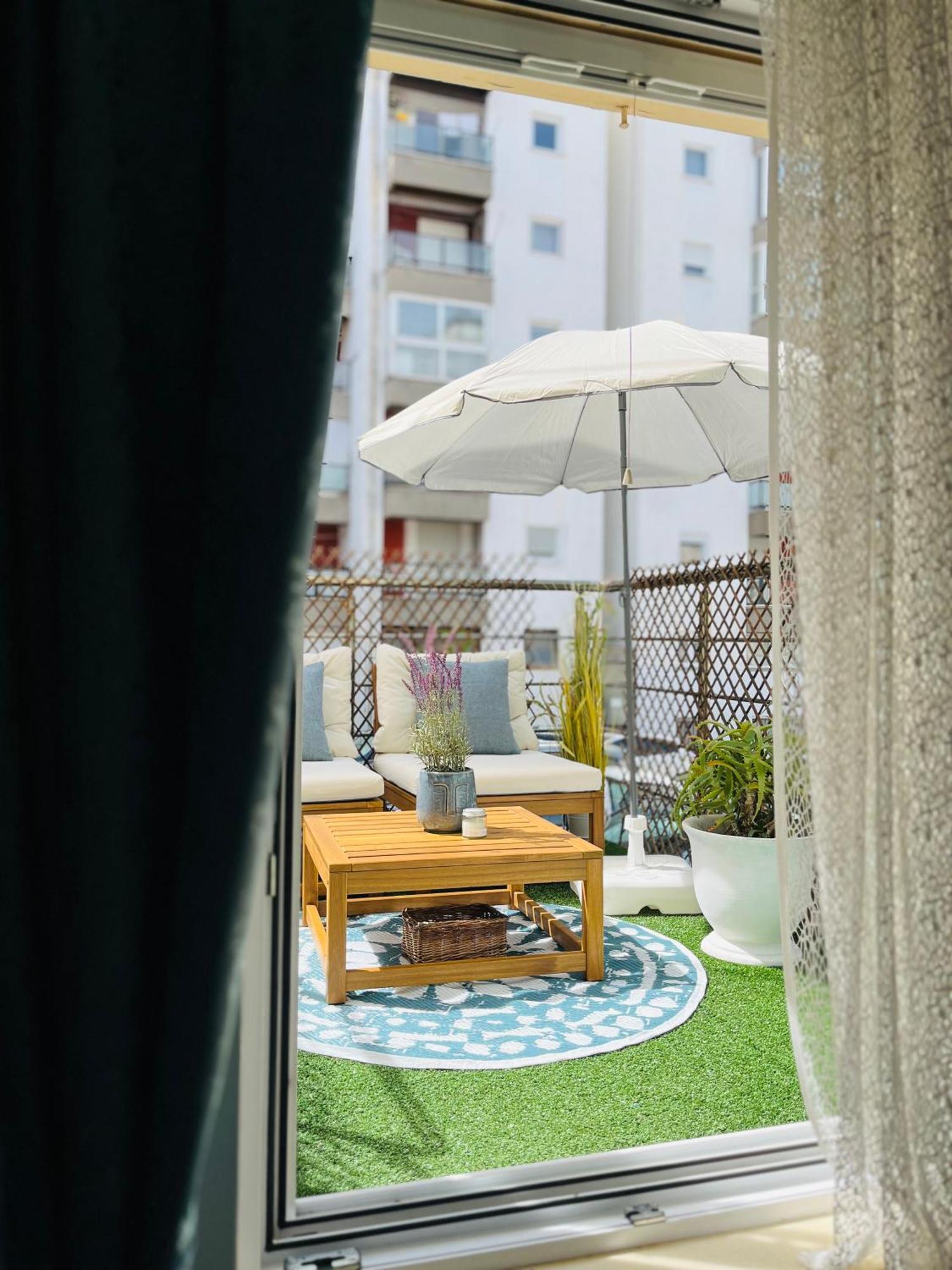 Marcel Center Apartment *